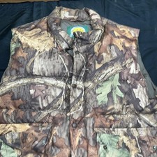 vintage Cabela's puffer vest in the Advantage Timber camouflage pattern Size Med