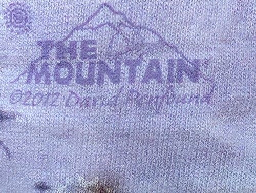 The Mountain T Shirt Men's Purple Unicorn Fantasy 2XL Retired Logo Tag #1024 - Picture 5 of 5