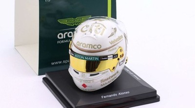 Fernando Alonso Aston Martin China 2025 Helmet 1/5 Scale Spark