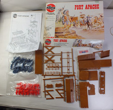 Airfix Fort Apache & figurines set 06703 *Complete, No Box*