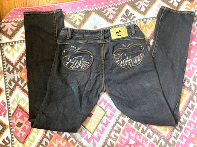 APPLE BOTTOM Jeans Vintage Size 6 Bedazzled Back Pockets Barrel Leg