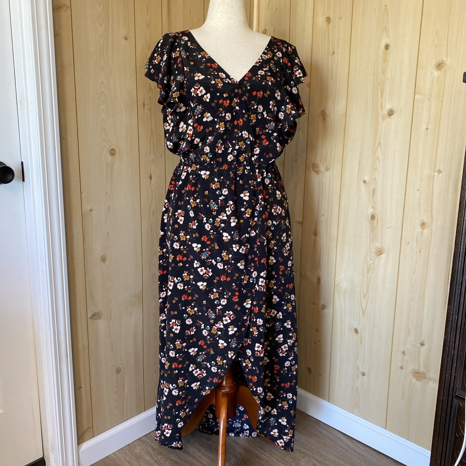 Maurice’s Floral V Neck Maxi Dress  High Low Hem Ruffles. XL