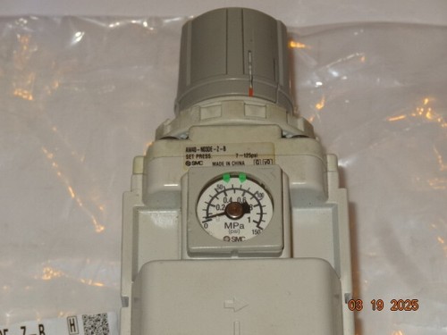 SMC AW40-N03DE-Z-B filter regulator, modular, AW MASS PRO - Picture 2 of 3