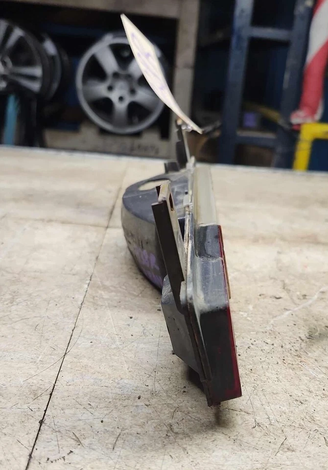 Corvette 84-87 pasajero derecho esquina/luz de estacionamiento esquina parachoques montado Foto 4 de 4