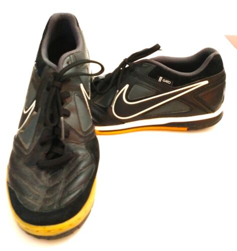 Scarpe da calcio/futbol Nike da uomo Gato in pelle nera indoor 415123-001 taglia 9,5 - Foto 2 di 9