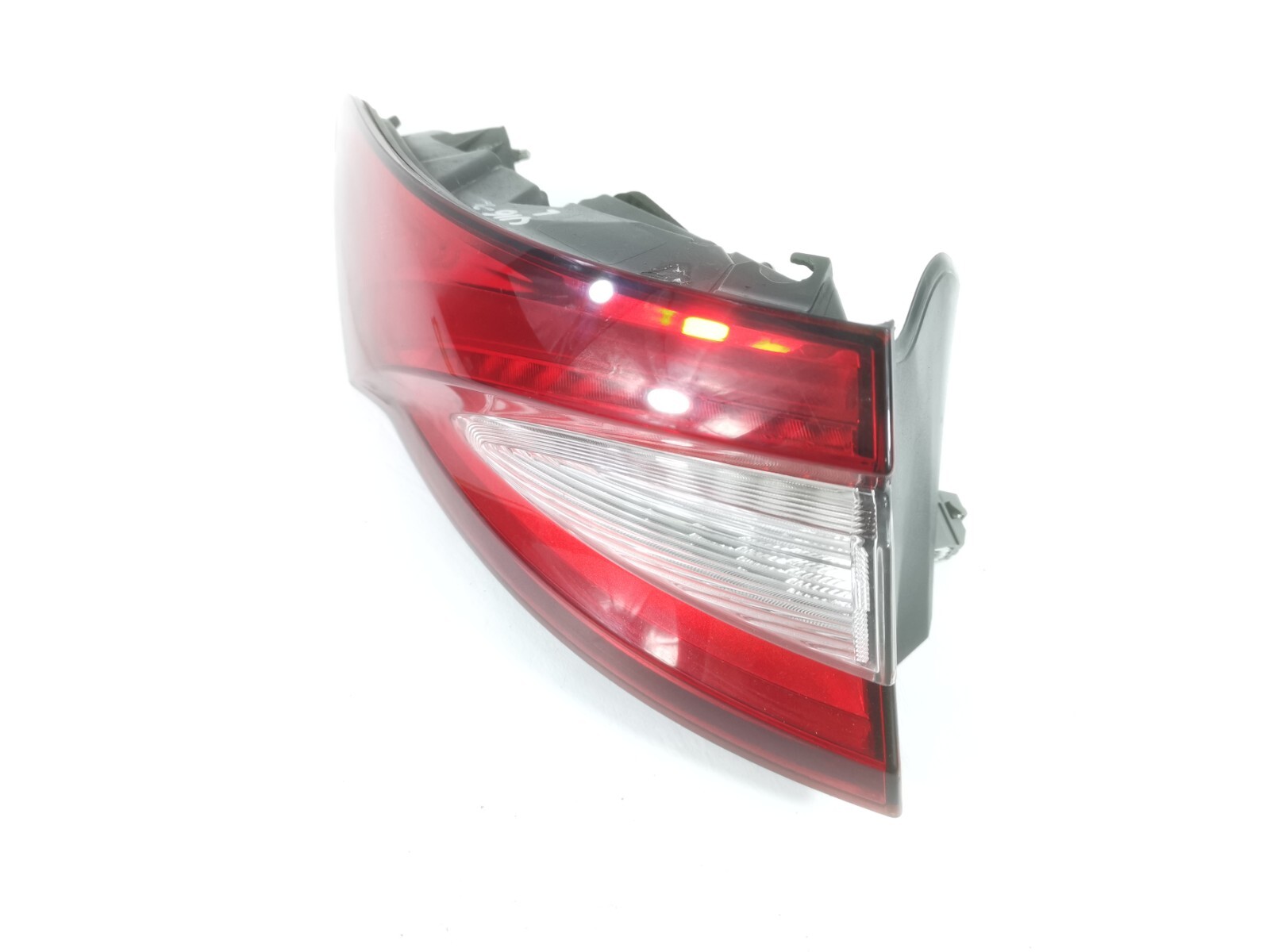 17-20 MASERATI Levante REAR LEFT SIDE TAIL LIGHT LAMP