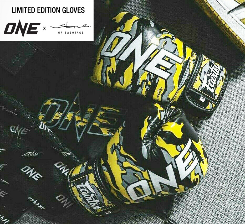 ★⭐︎ONE x Fairtex Boxing Gloves⭐︎★ ONE x Fairtex Tight-Fit Boxing Glove (Black) | ONE