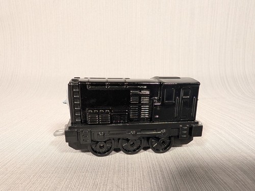 Thomas & Friends Trains - Discounts Available -Check back for new inventory - Picture 35 of 52