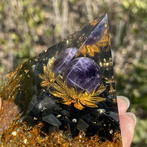 1pc Orgonite Pyramid Lotus Dreamy Amethyst Sphere with Obsidian Gem Chakra - Picture 3 of 12