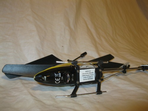EN L'ETAT Ancien HELICOPTERE INTERCEPTOR RC REVELL CONTROL 23817 + 1 AUTRE JAUNE - Photo 24/24