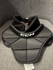 CCM TCG 900 Goalie Neck Guard, Size Senior L / XL New With Tags