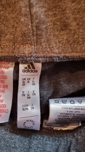 3 x Girls black and grey sports leggings Nike Air, Adidas, Puma Age 14/15 - Picture 5 of 9