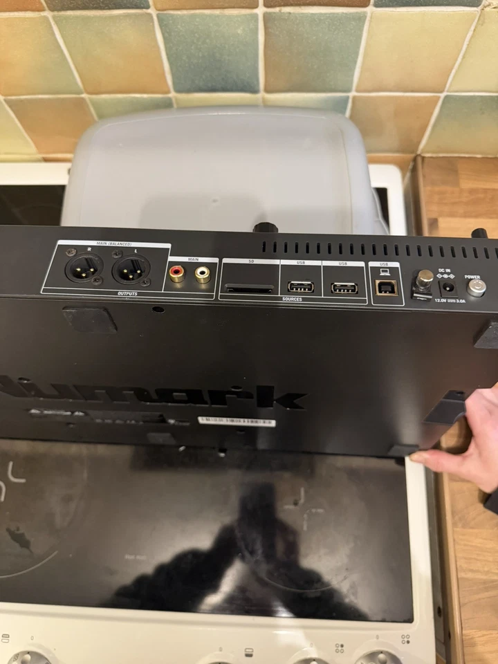 Numark Mixstream Pro Plus Standalone DJ Controller with WiFi and Speakers - Image 3 of 4