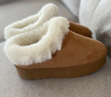 Fashion Nova Women  s Brown Faux Suede Mule Slippers Faux Fur Lined Cushioned 9M
