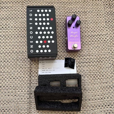 One Control Purple Blaster Gitarreneffektpedal