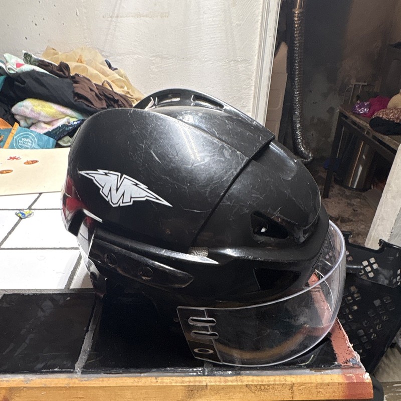 Mission Black Open Face Ice Hockey Helmet Large w/ Visor HECC ASTM Ventilated