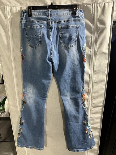 Womens Floral Embroidered Wide Leg Flare Jeans Light Wash Boho Retro Hippie 10 - Picture 5 of 6