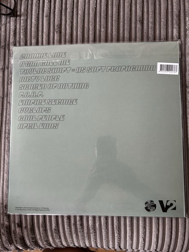 Razorlight - Planet Nowhere Coke Bottle Coloured 12" Vinyl HAND SIGNED New Mint - Picture 3 of 3