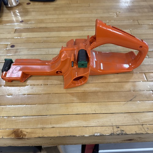 ORIGINAL OEM HINTERER GRIFF TANK MONTAGE PASST HUSQVARNA 435 E 440E 544 19 38-11