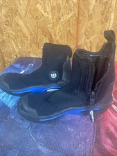 Mares Z Heat Adult 6/7 Scuba Boots Zip-Up Black/Blue, Padded Heel and Toe.