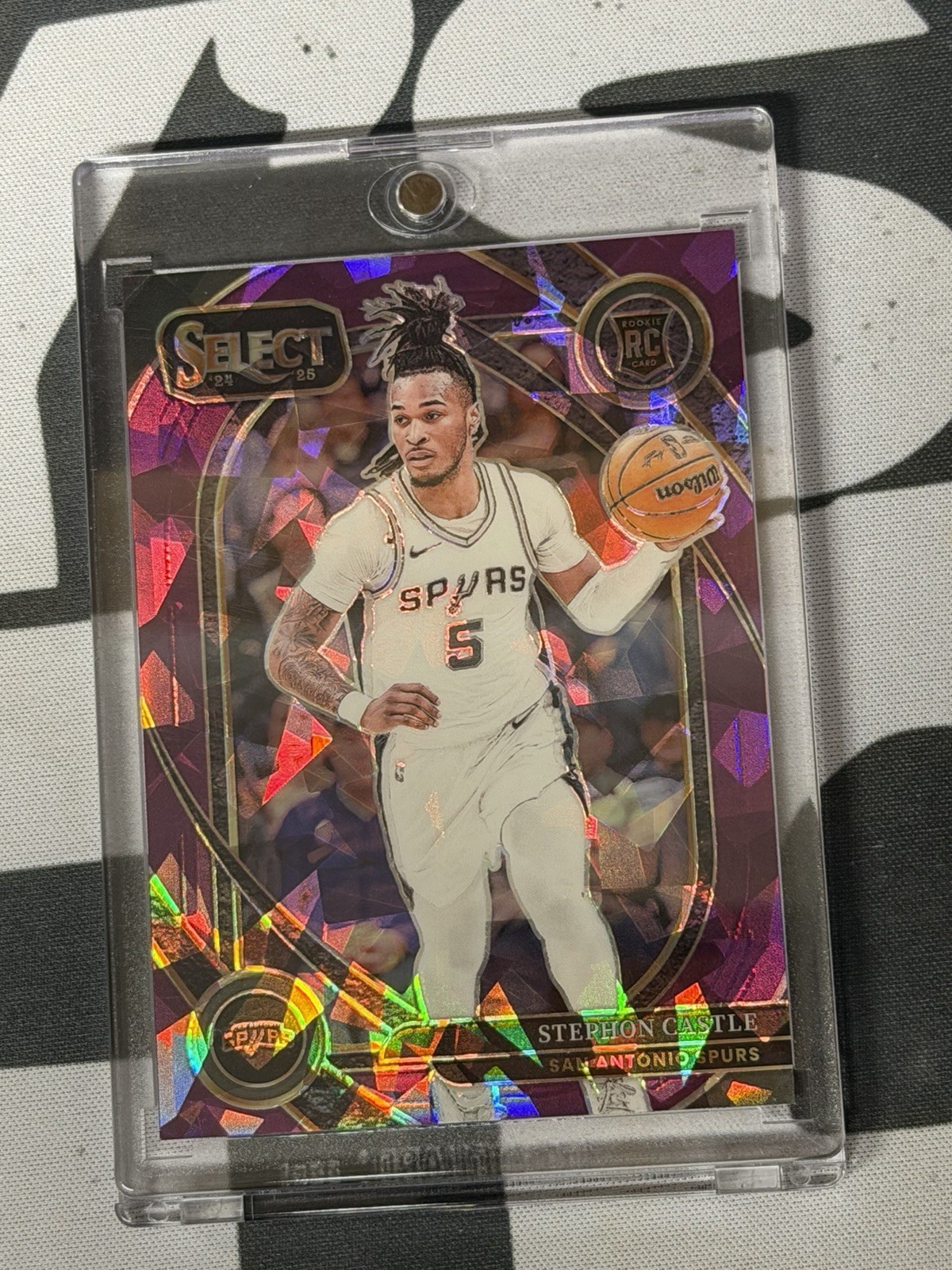 2024-25 Select Stephon Castle Courtside RC Purple Cracked Ice Prizm #/99 Spurs