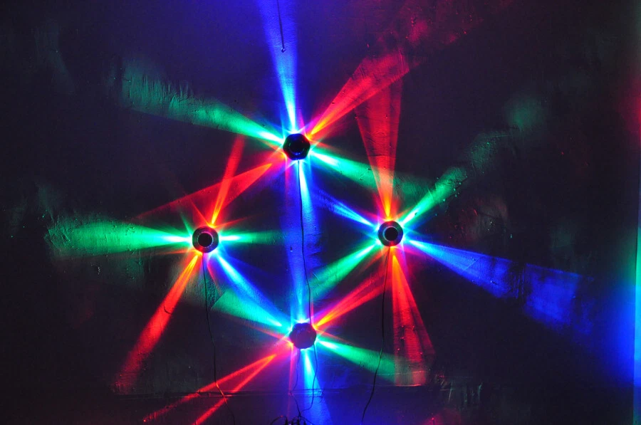 Led Light 8W Sunflower Shining UFO 48 LED Mini Voice Activated Flashing Lighting - Image 2 of 4