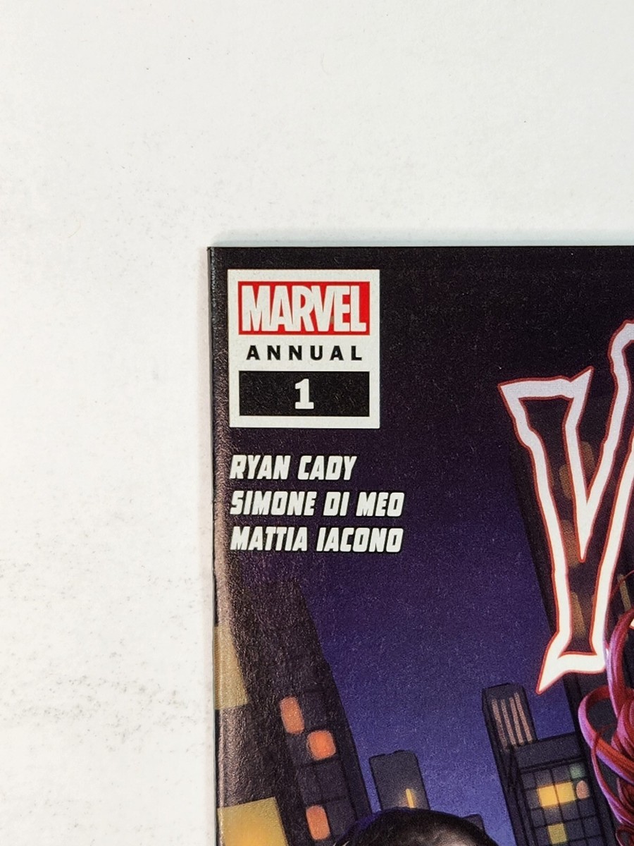 Venom Annual 1 Origin of Lady Hellbender Marvel Comics 1st Print