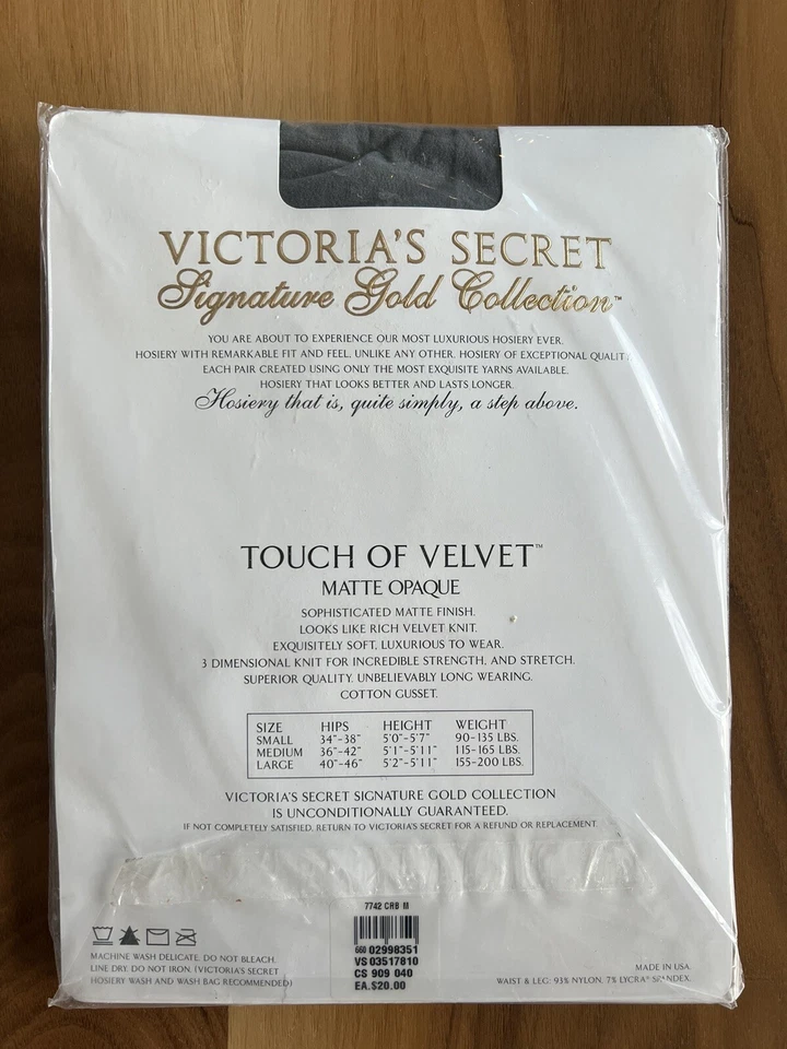 Victorias Secret Touch Of Velvet Carbon Talla M Foto 2 de 2