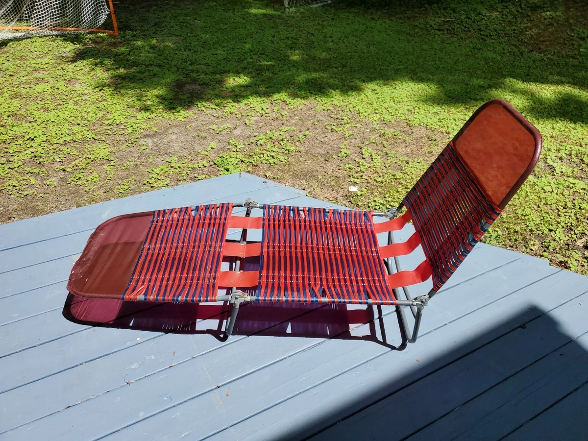 Vintage Folding Jelly Tube Chaise Lounge Lawn Chair Vinyl Retro Red and Blue