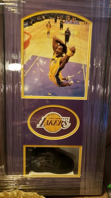 kobe shoe sign
