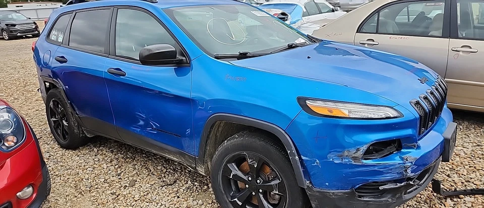 2017 吉普切诺基 3.2L 发动机电机原始设备制造商 142K 英里 (LKQ~438797405) — 第 2/4 张图片