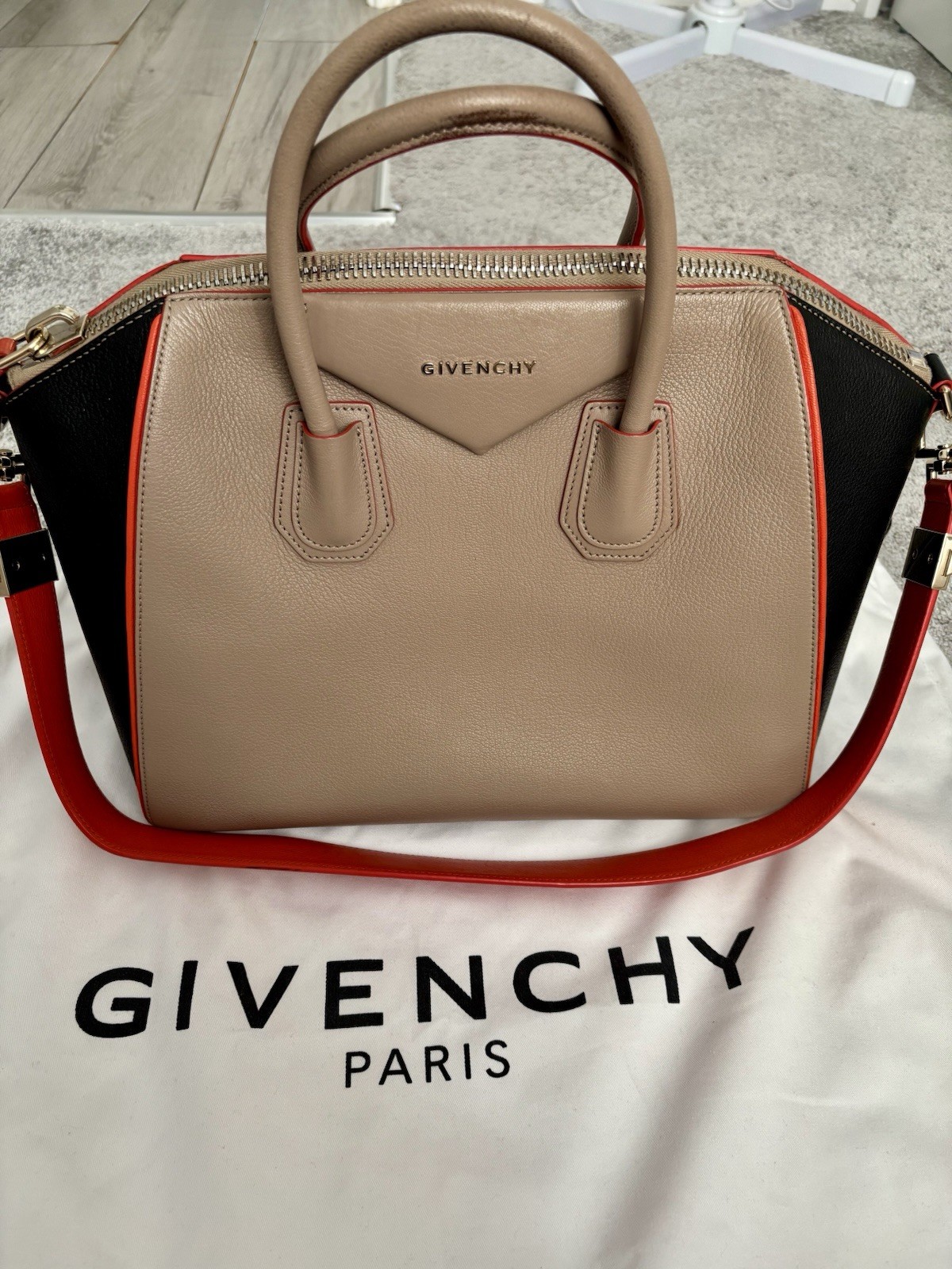 Givenchy Antigona Tricolor Medium handbag Kylie Jenner limited edition
