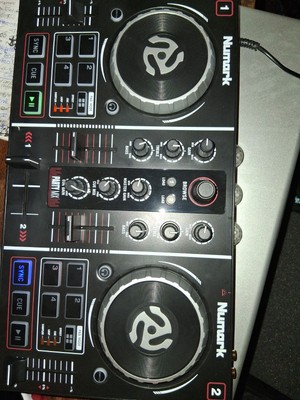 Numark Mixtrack Platinum FX 4-Deck Serato DJ Controller with Displays and FX