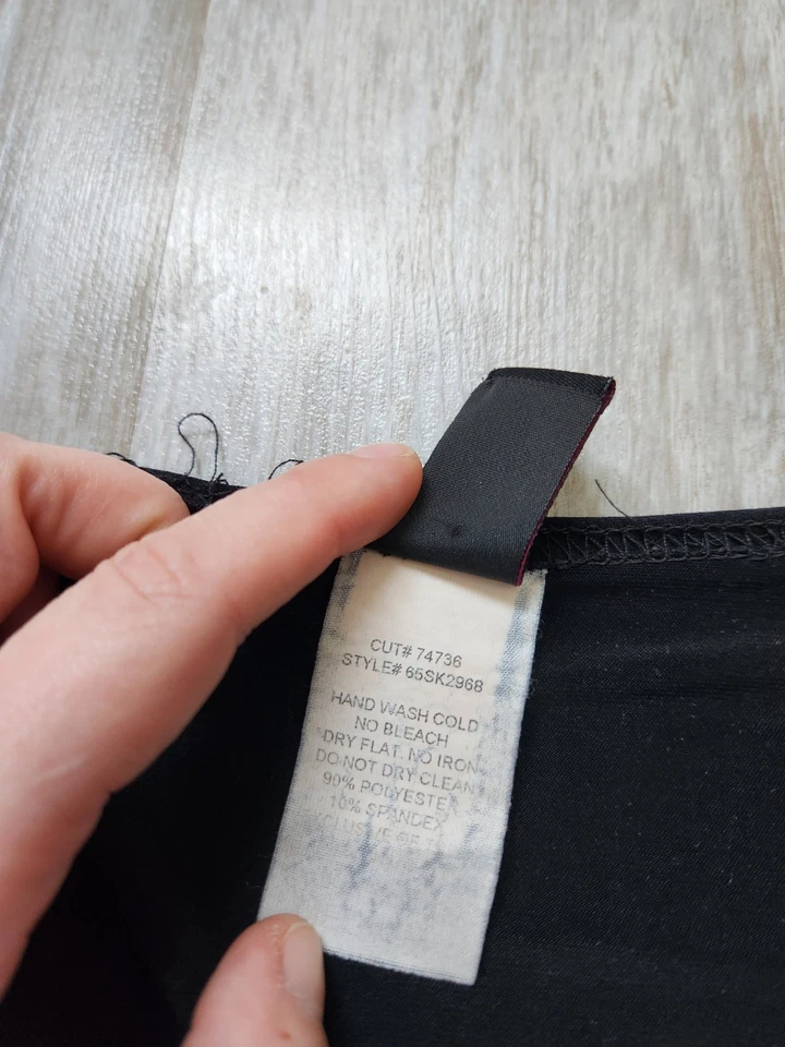 VTG Wrapper V Neck Tie Back Blouse Lace Detail Stretch Lightweight Y2K Sz M EUC - Image 4 of 4