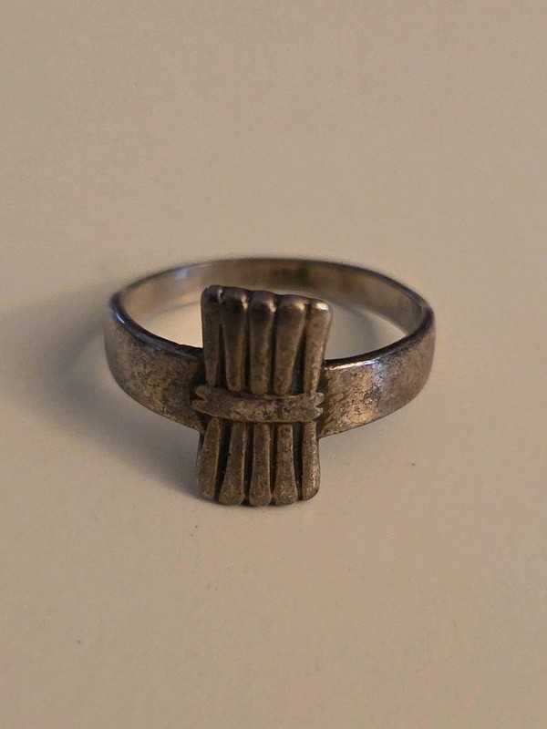 Vintage Campfire Girls 4.5 Wood Gatherer’s Sterling Silver Award Ring SZ 4 1/2