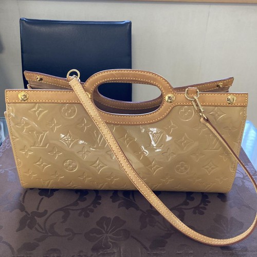 Louis Vuitton Beige Vernis Handbag