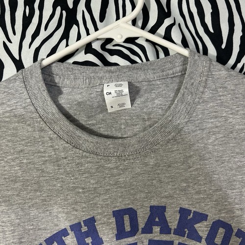 SOUTH DAKOTA STATE T-Shirt Small Gray NWOT Jackrabbits Brookings - Picture 3 of 10