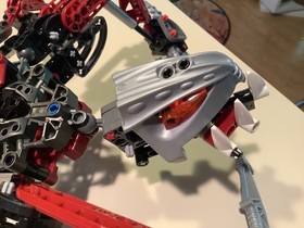 LEGO BIONICLE: Vezon & Fenrakk (8764) No Cape Very Rare