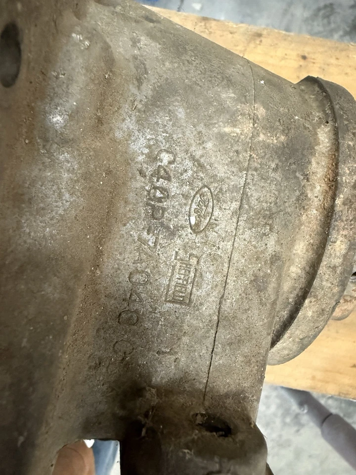 Ford Galaxie Mercury C4 289 1964 1965 transmisión automática eje trasero carcasa Foto 4 de 4