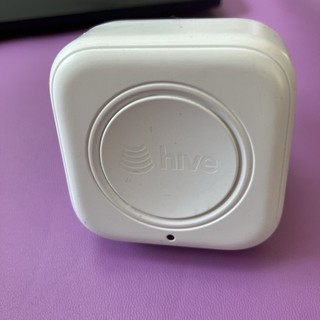 Hive Signal Booster Plug
