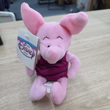 Vintage The Disney Store Piglet Classic 8  Bean Bag w/ Tags Pooh Disneyana