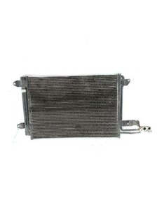 1K0298403A kühler für VW GOLF V (1K1) 1.9 TDI 2003 39135