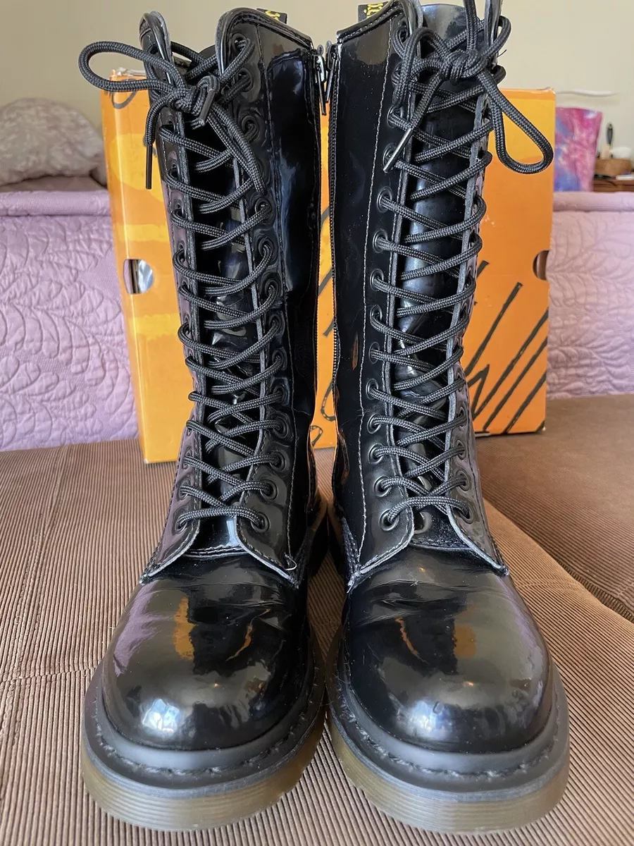 1b99 14 eye boots hotsell