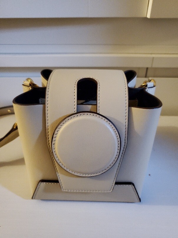 Yuzefi Women's Beige Daria Leather Bucket Bag UK