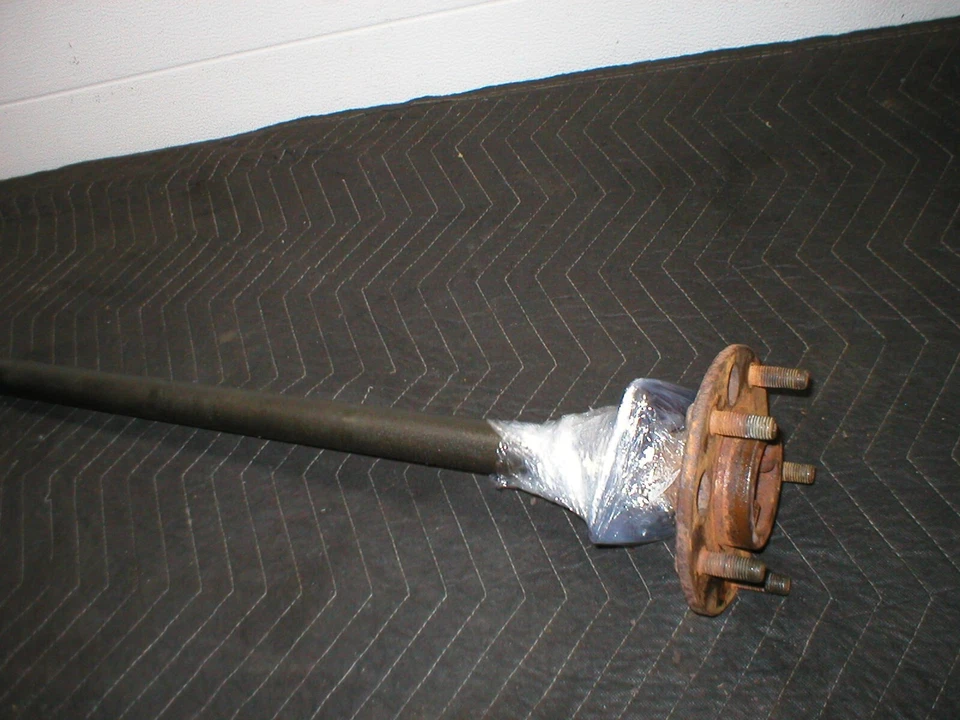 Nine 9 pernos trasero Borg Warner 1985-89 frenos de disco eje lateral del pasajero eje derecho Foto 3 de 4