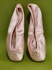 Capezio Dance Full Sole US 13.5 D Pink Ballet Slipper