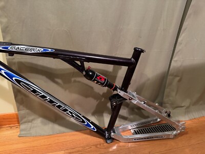 TITUS チタンフレーム RACER X OLD MTB TITUS チタンフレーム RACER X OLD MTB