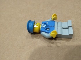 LEGO City Airport Crew Minifigure w/ Sunglasses & Cap, FROM 5933