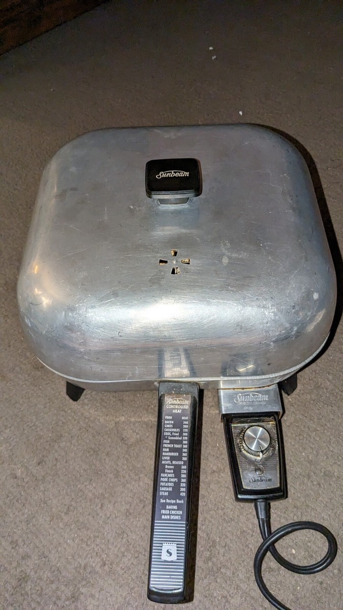 Sunbeam Electric Skillet Frying Pan Model RL-5 With Power Cord VTG