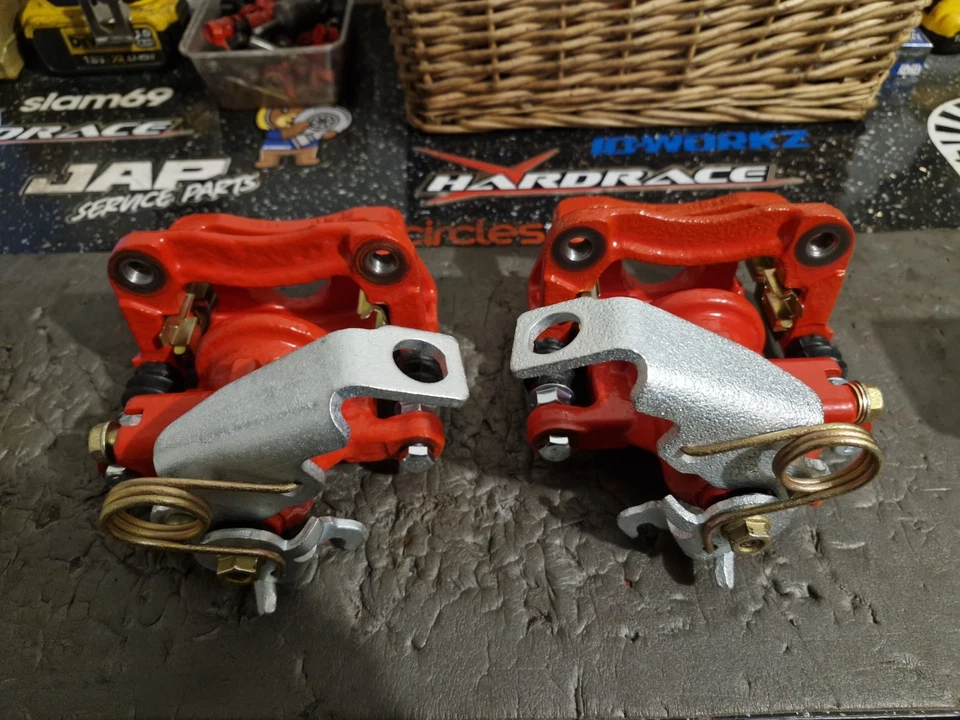 Honda Civic Type R Fn2 Rear Calipers & Carriers Fully Refurbished Powder Coated - Image 4 of 4